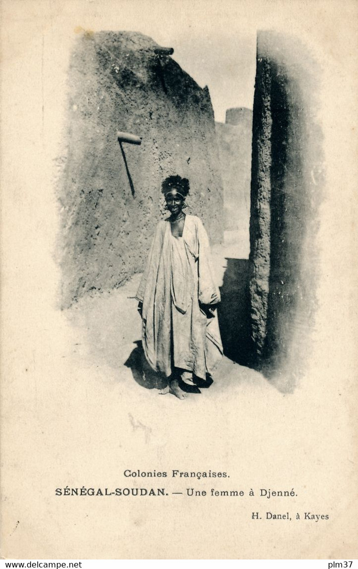 SENEGAL-SOUDAN - Une Femme à Djenné - Malí