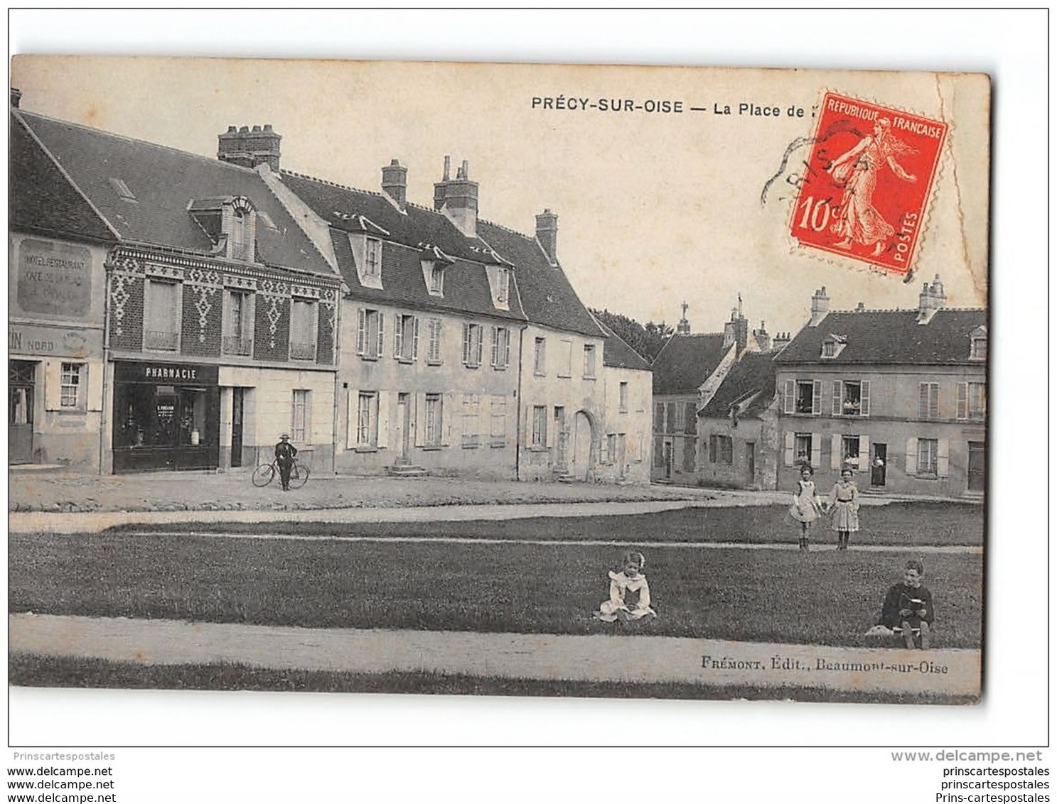 CPA 60 Précy Sur Oise La Place De L'église - Précy-sur-Oise