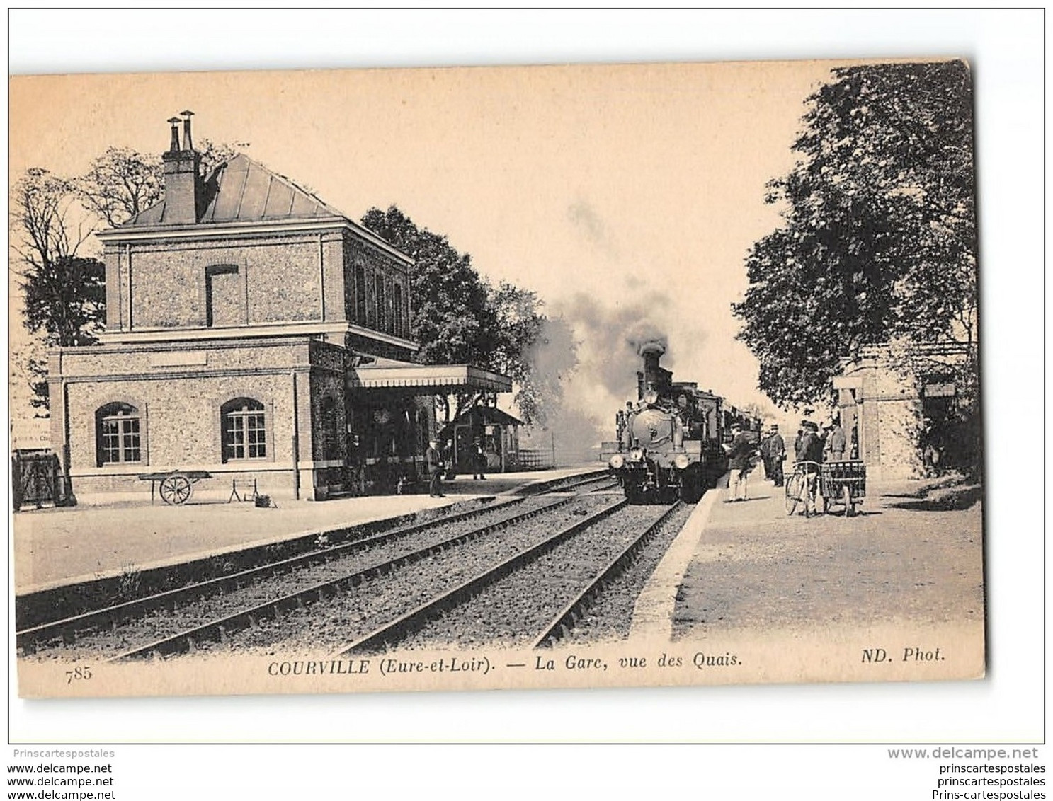 CPA 28 Courville La Gare Et Le Train - Courville