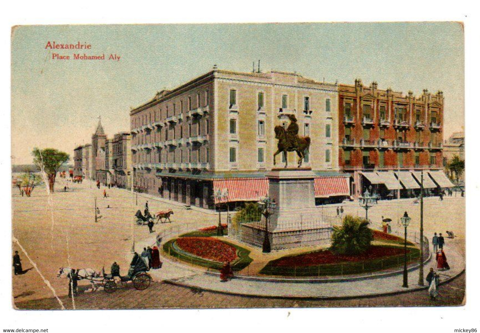 Egypte -- ALEXANDRIE  -- Place Mohamed Aly  (petite Animation  ) ..carte Colorisée.......à Saisir - Alexandrië