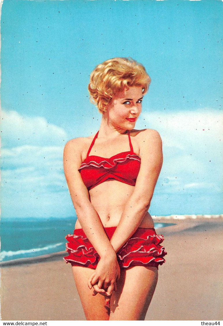 ¤¤   -  Lot de 6 Cartes de Femmes en Maillots de Bains sur la Plage et sur les Rochers   -  PIN-UP   -  ¤¤