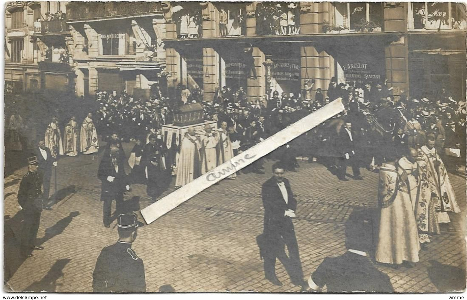 Wavre  *  Procession  (carte -photo)  Châsse Miraculeuse De Notre-Dame De Basse-Wavre - Wavre