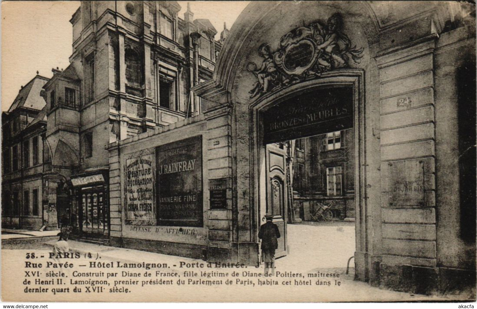 CPA Paris 4e - Rue Pavée - Hotel Lamoignon - Porte D'Entrée J.H (54988) - Arrondissement: 04
