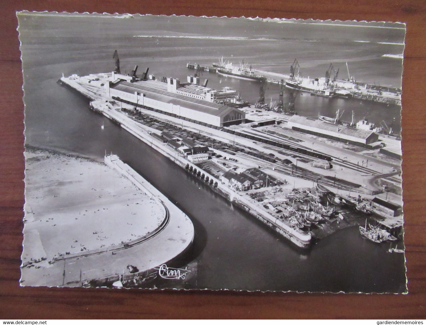 Cherbourg - Vue Aérienne - La Gare Maritime - Carte En Bel état, CIM éditeur N°297-31, CPSM GF - Cherbourg