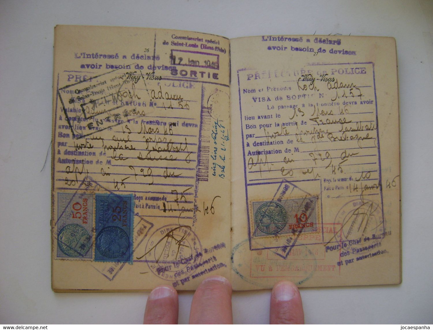 POLONIA / POLSKA - PASSPORT ISSUED BY THE CONSULATE IN LONDON IN 1945 IN THE STATE