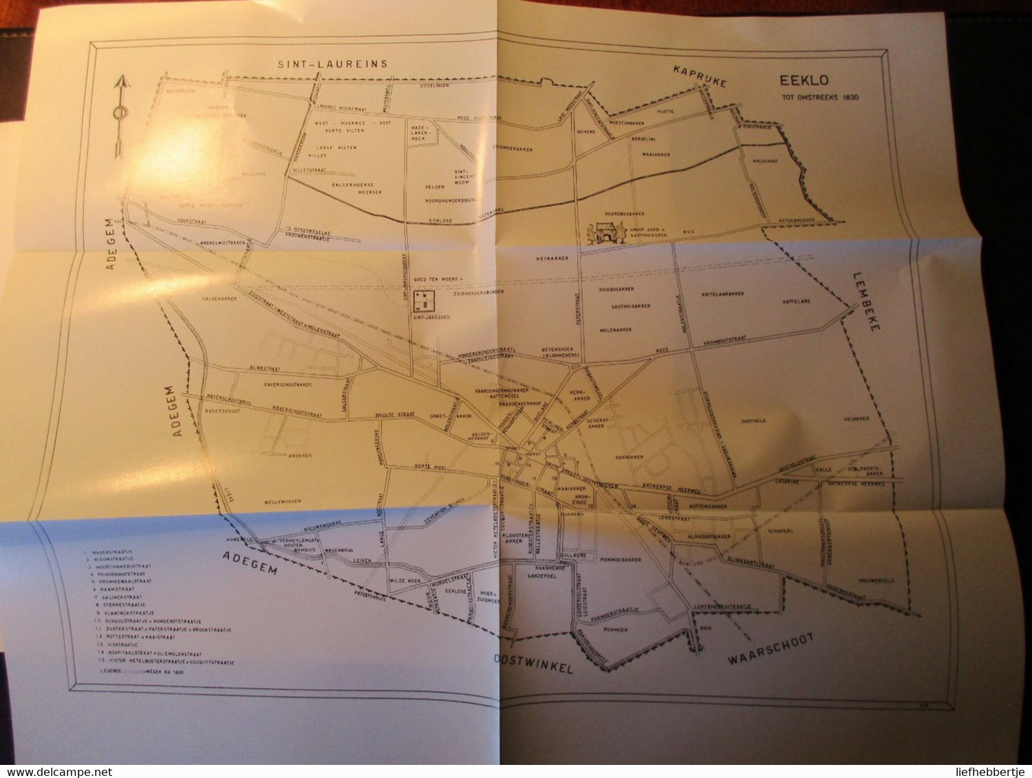 De magistraat van Eeklo - bijdrage tot de sociaal-economische geschiedenis van de 18e eeuw - door R. Buyck - 1982