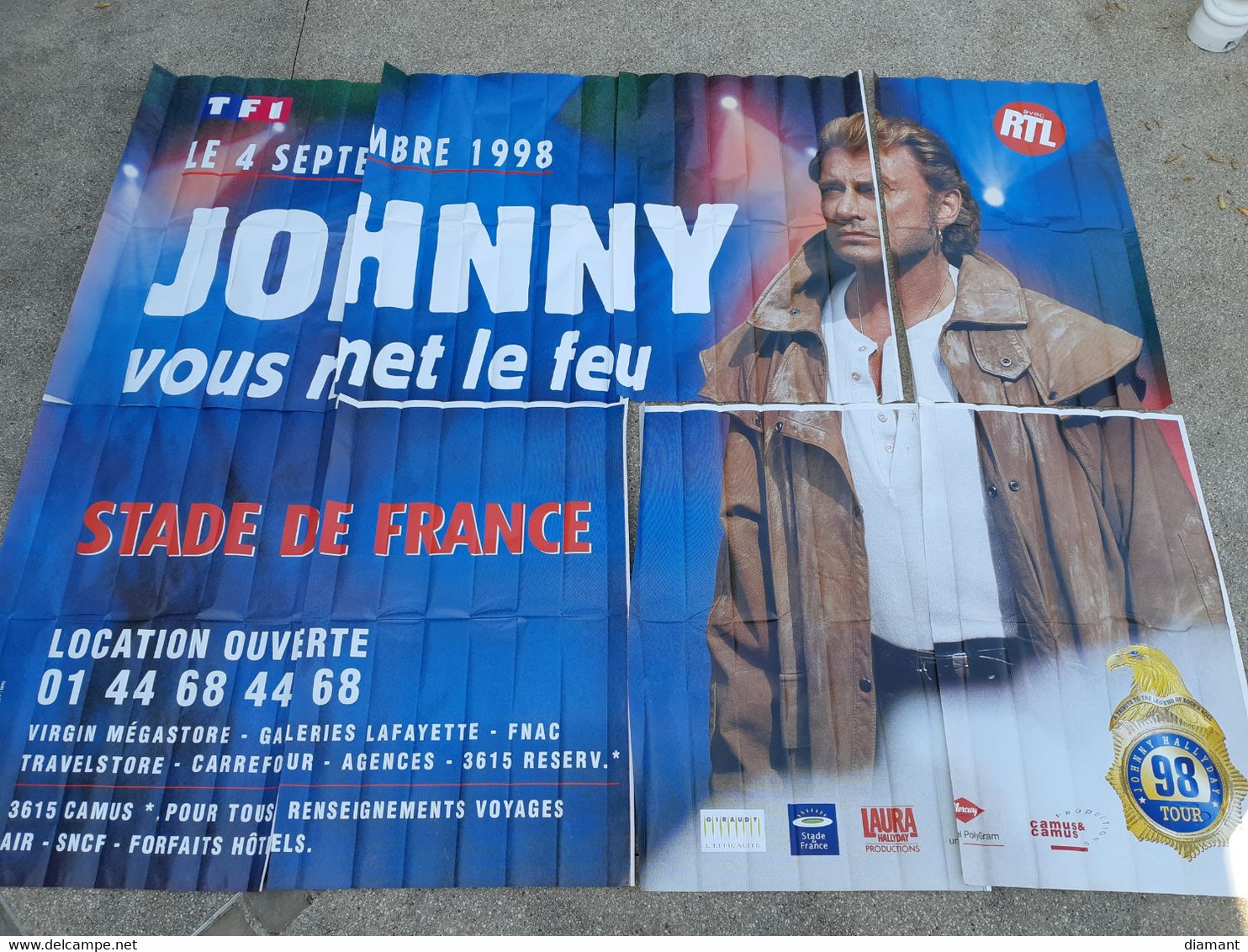 Johnny Vous Met Le Feu, Affiche 4X3m, Stade De France 1998, HALLYDAY - Plakate & Poster