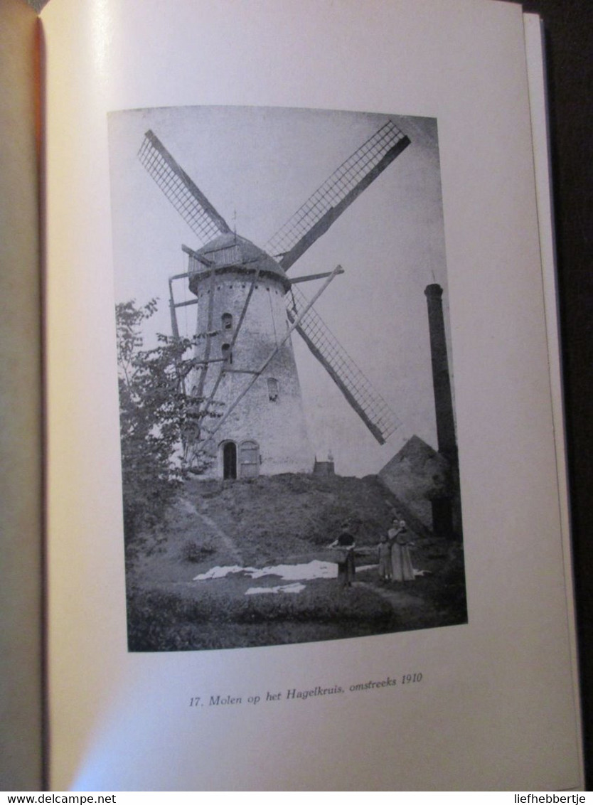 Op de drempel van de polder : geschiedenis van Ekeren - door F. Bresseleers en H. Kanora