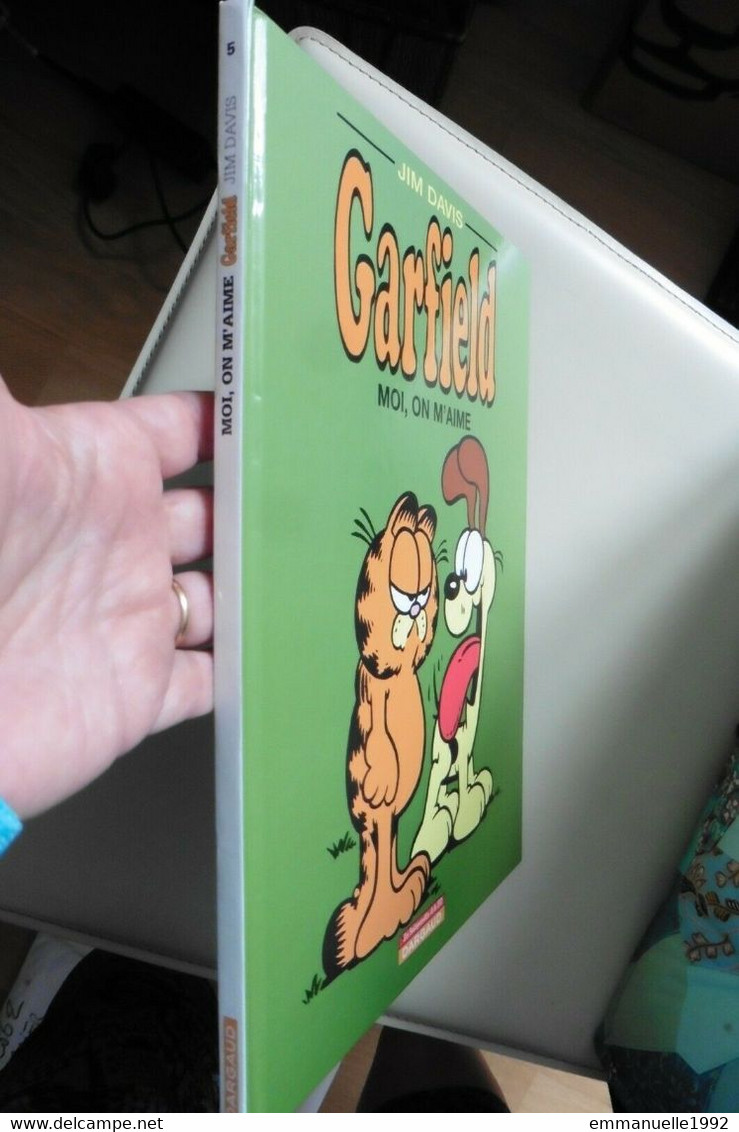 BD Garfield Tome 5 Moi, On M'aime - Jim Davis - Dargaud - Très Bon état - Garfield