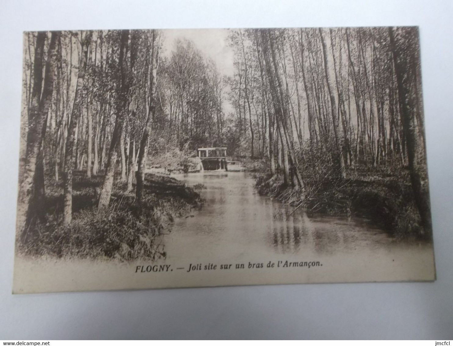 FLOGNY Joli Site Sur Un Bras De L'Armançon - Flogny La Chapelle