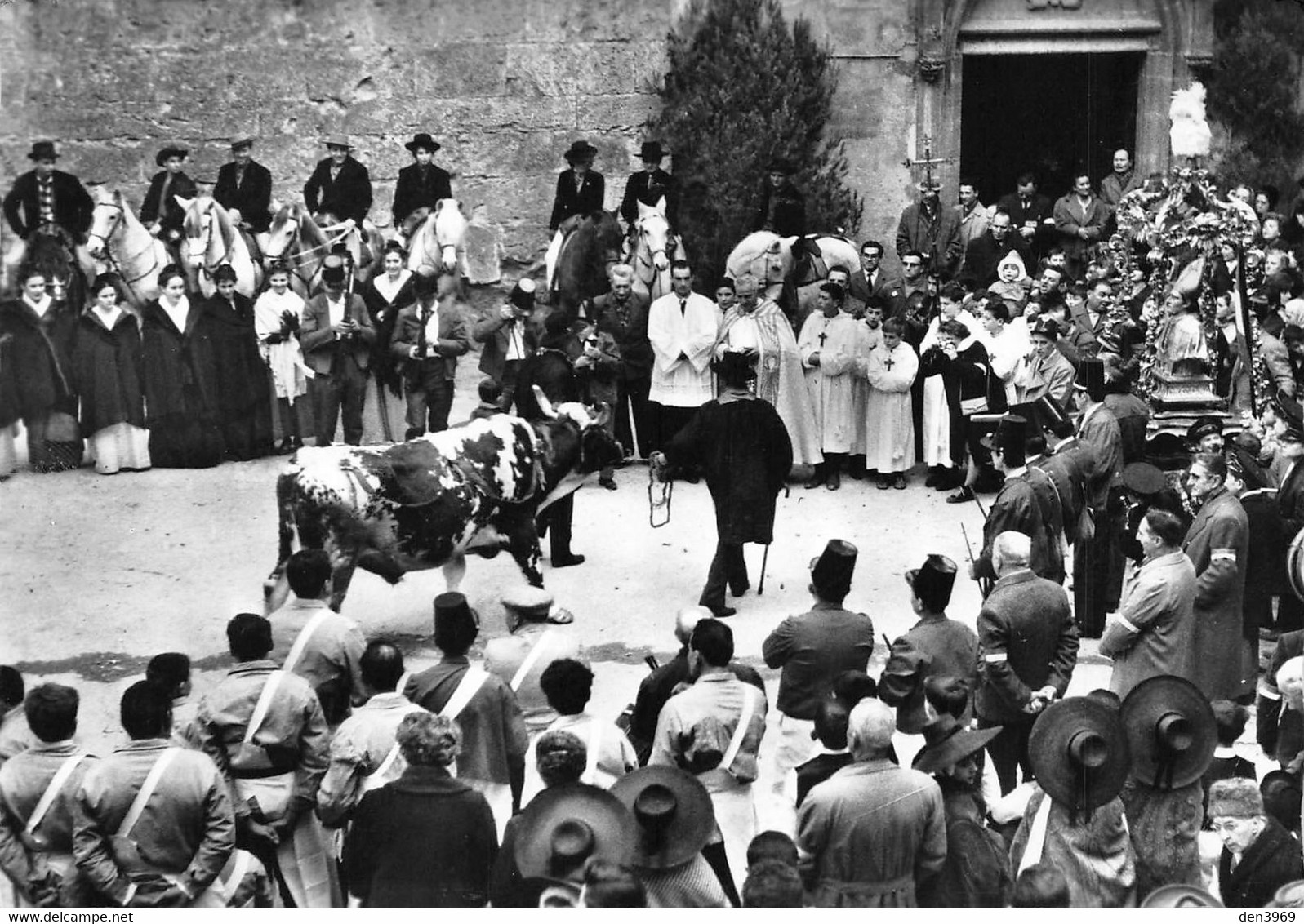 BARJOLS - Fête De Saint-Marcel - Bénédiction Du Boeuf - Exclusivité Mistre, Maison De La Presse - Photo D. Nonnon - Barjols