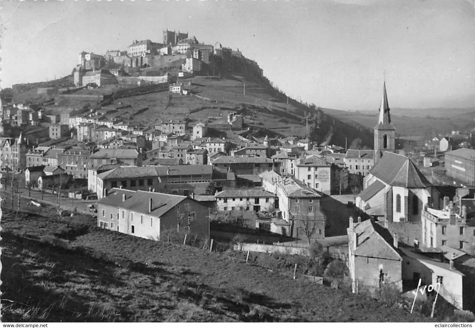 Saint Flour      15        Vue Générale   10x15            (Voir Scan) - Saint Flour