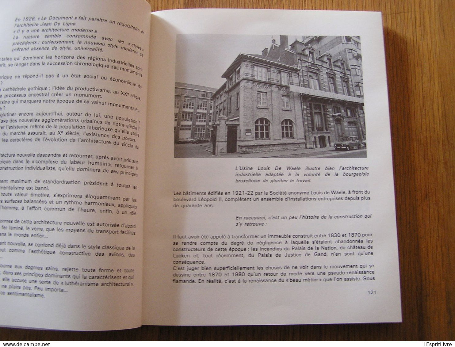 CONTRIBUTION A UNE ANTHOLOGIE DE L' ESPACE BATI BRUXELLOIS Régionalisme Architecture Léopold Urbanisme Horta Art Nouveau