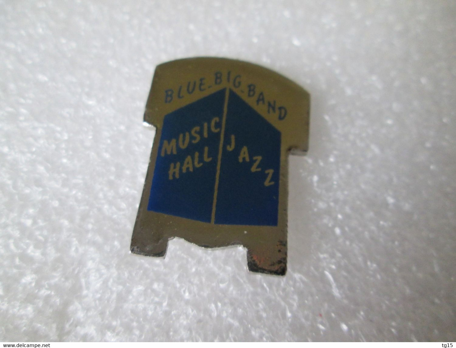 PIN'S   BLUE BIG BAND   MUSIC HALL JAZZ - Musique