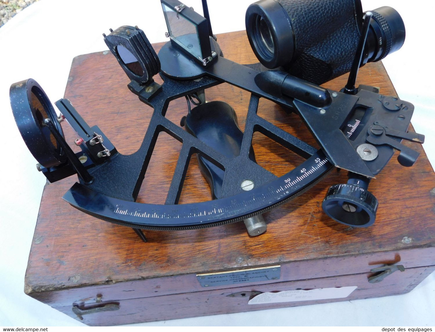 SUPERBE SEXTANT Par LORIEUX LEPETIT POULIN + COFFRET ... MARINE NATIONALE - TYPE 81 - Tout Au Même Numéro #.2394 - Technik & Instrumente