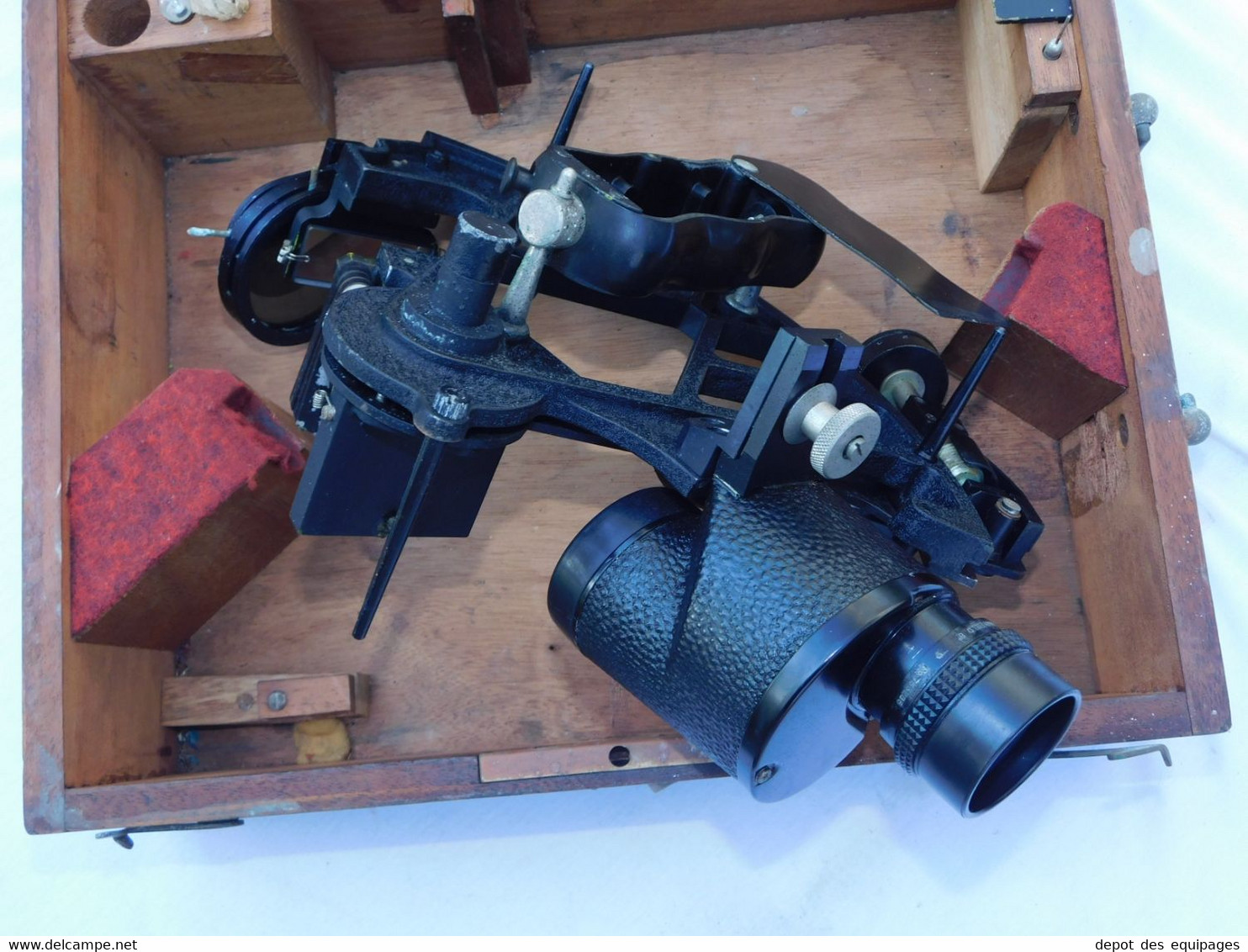 SUPERBE SEXTANT par LORIEUX LEPETIT POULIN + COFFRET ... MARINE NATIONALE - TYPE 81 - tout au même numéro #.2394