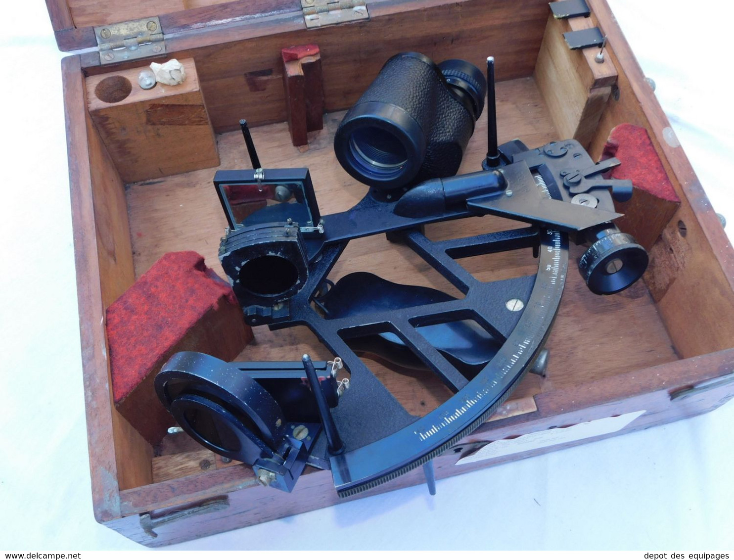 SUPERBE SEXTANT par LORIEUX LEPETIT POULIN + COFFRET ... MARINE NATIONALE - TYPE 81 - tout au même numéro #.2394