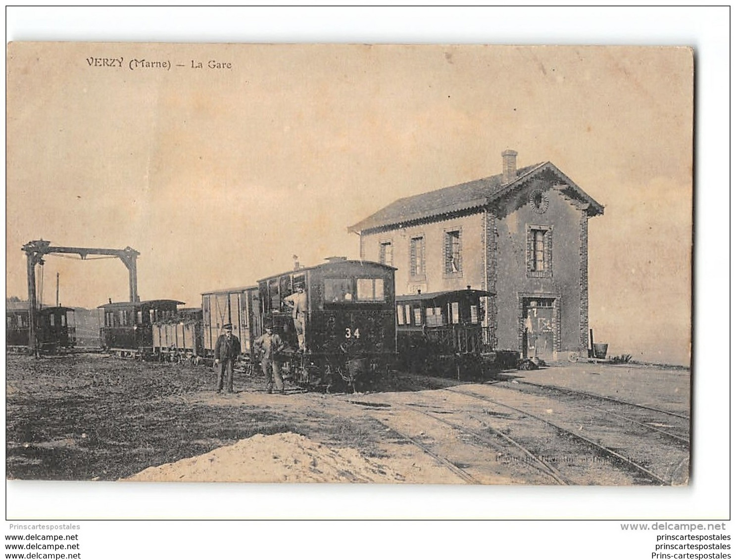 CPA 51 C B R Verzy La Gare Et Le Tramway - Verzy