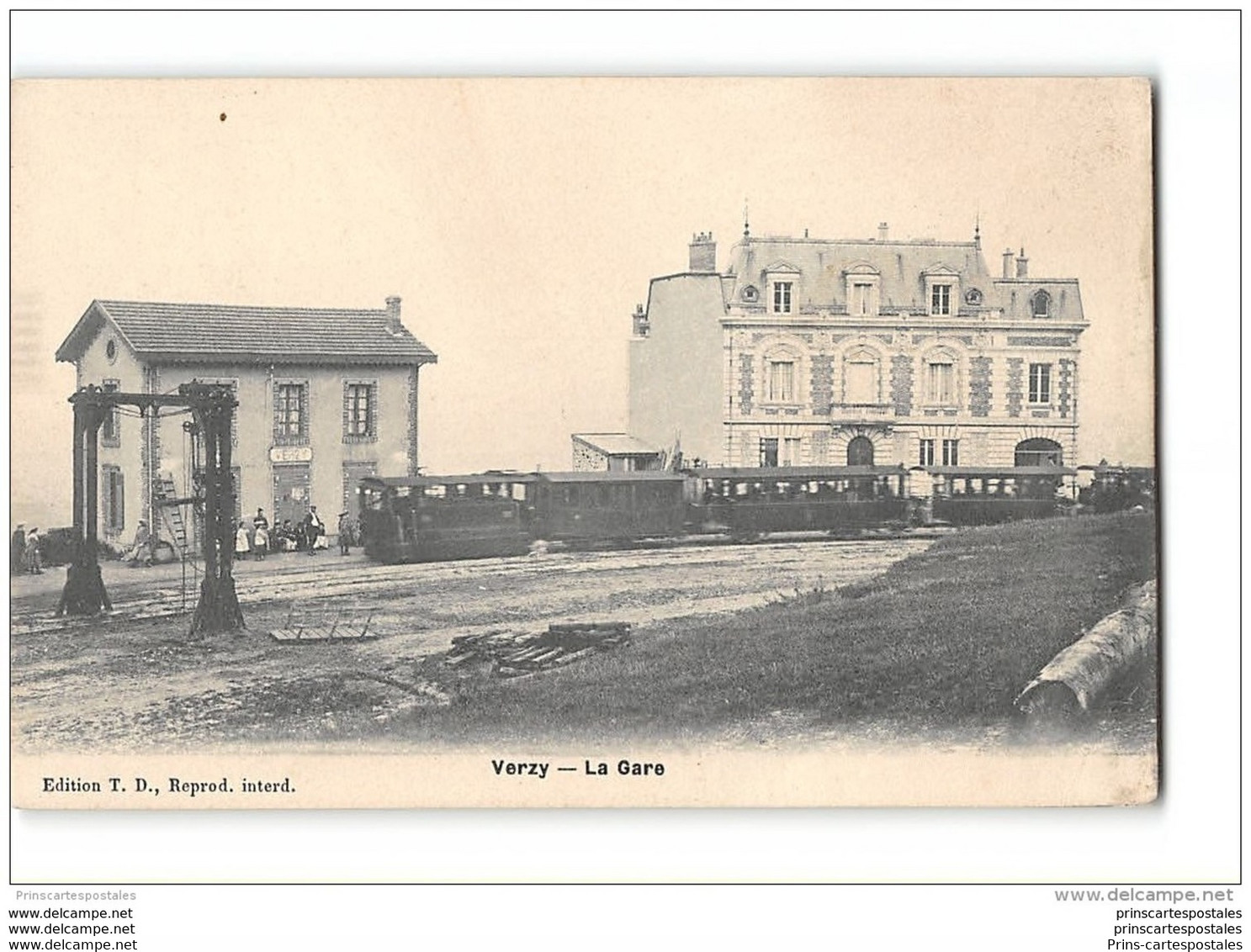 CPA 51 C B R Verzy La Gare Et Le Tramway - Verzy