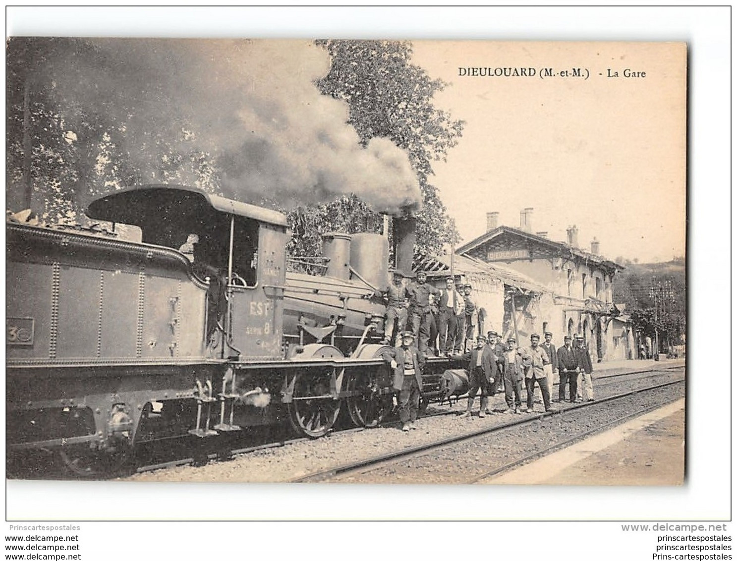 CPA 54 Dieulouard La Gare Et Le Train - Dieulouard