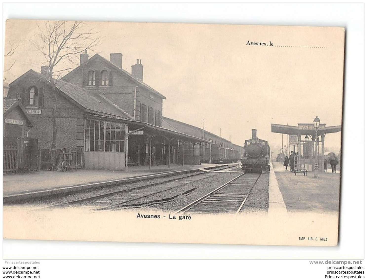 CPA 59 Avesnes La Gare Et Le Train - Avesnes Sur Helpe