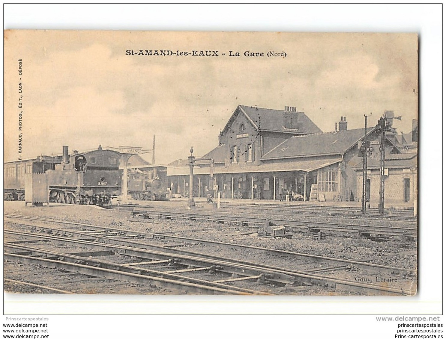 CPA 59 Saint Amand Les Eaux La Gare Et Le Train - Saint Amand Les Eaux