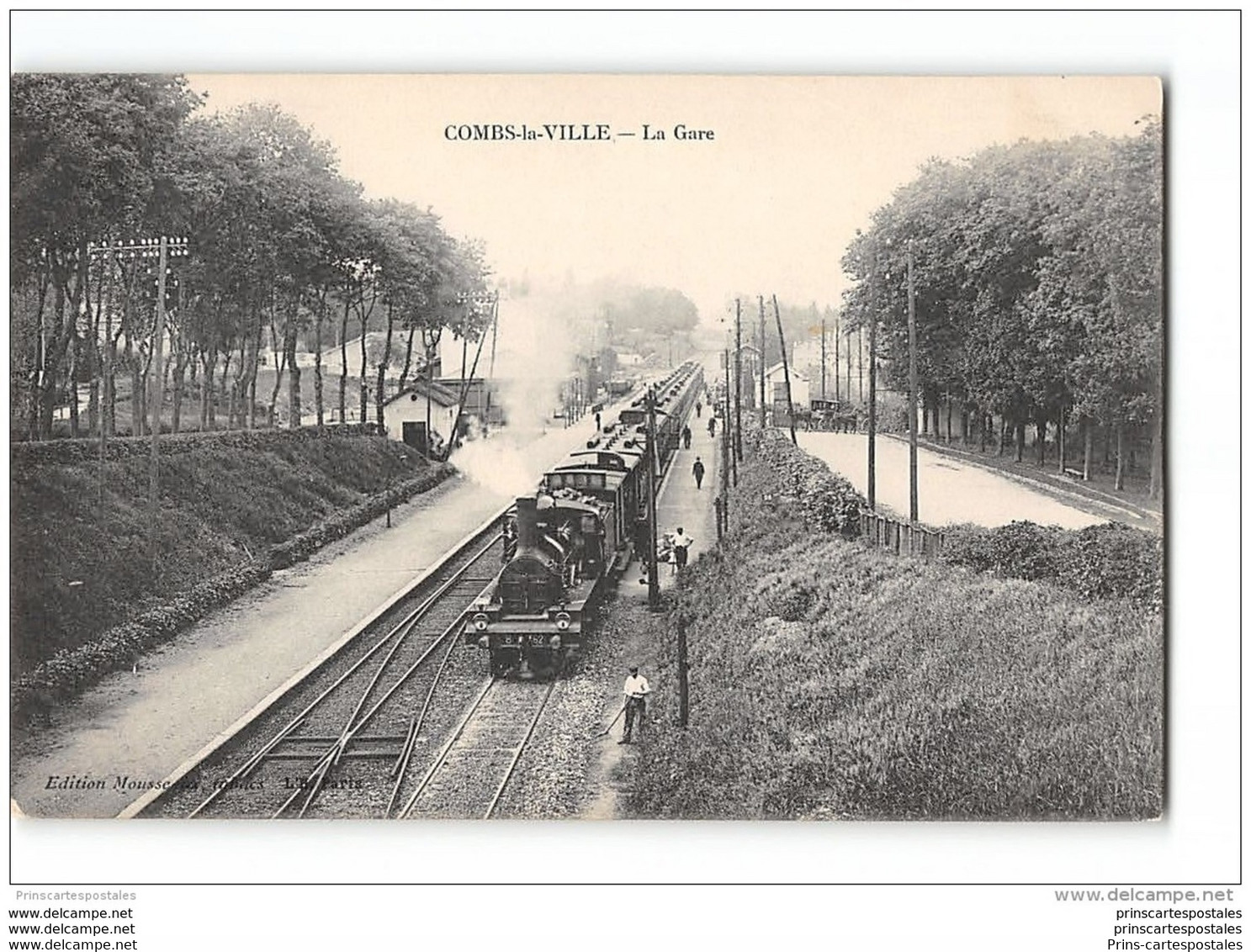 CPA 77 Combs La Ville La Gare Et Le Train - Combs La Ville