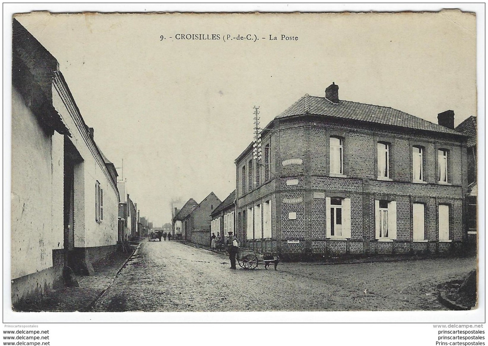 CPA 62 Croisilles La Poste Et Attelage De Chien Sur Carte Lettre Breveté - Croisilles