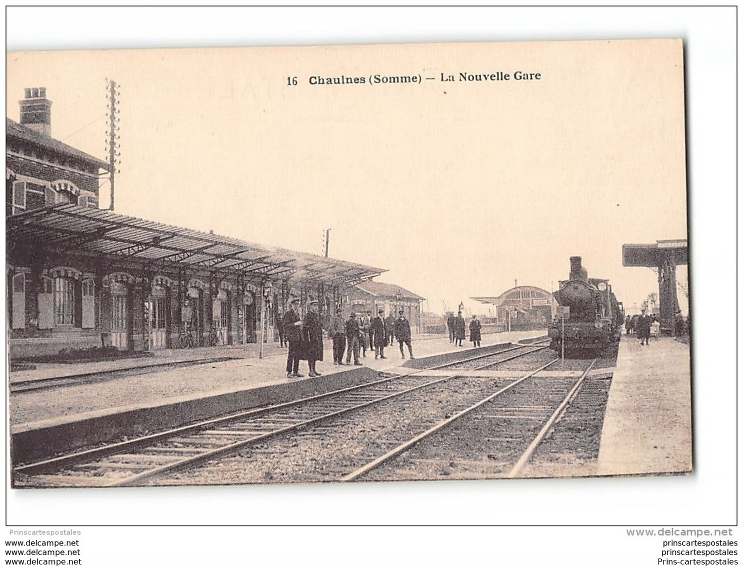 CPA 80 Chaulnes La Gare Et Le Train - Chaulnes