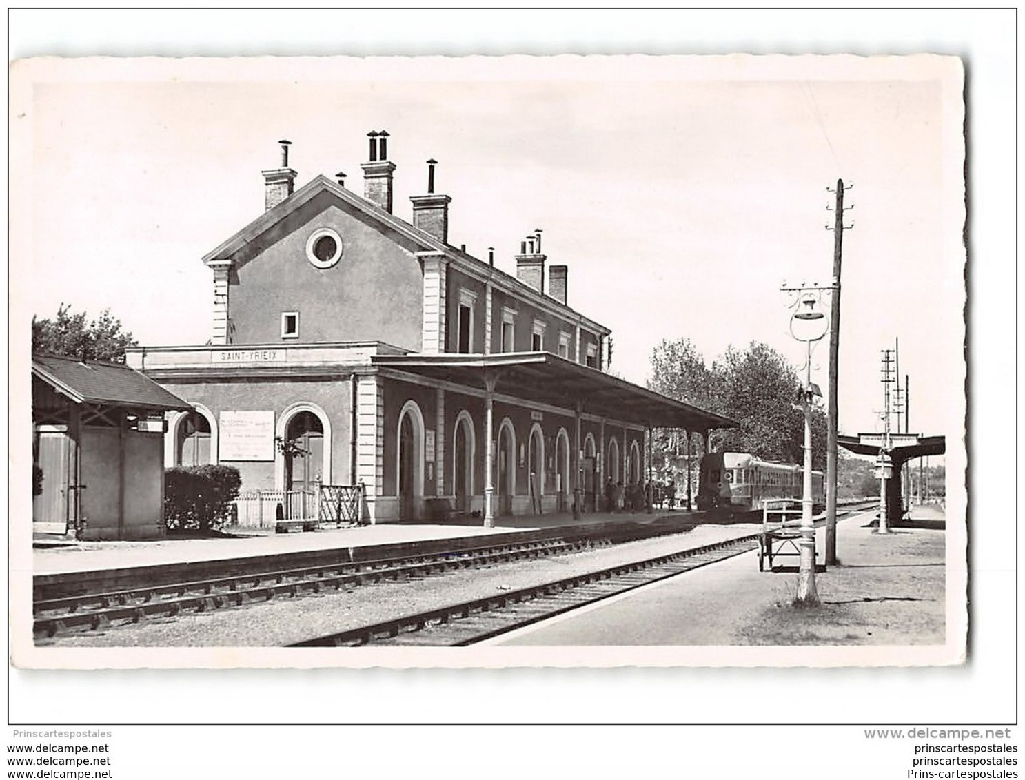CPSM 87 Saint Yrieix Et Le Train - Saint Yrieix La Perche