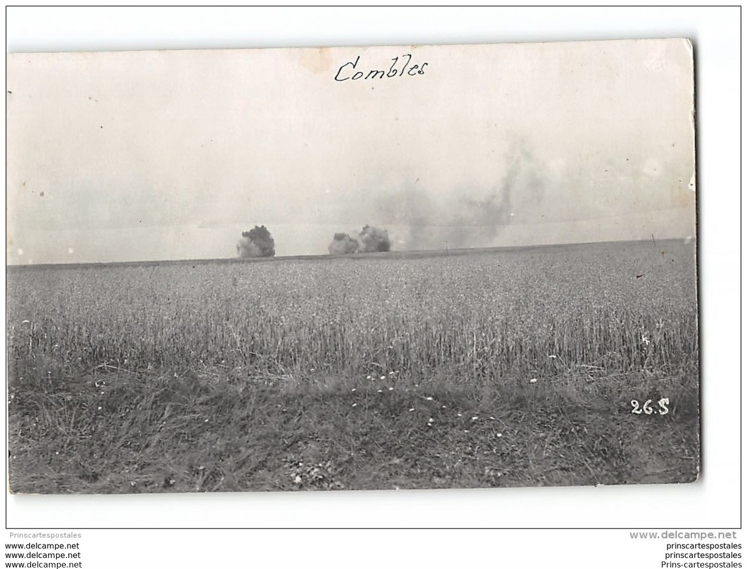 Photo Format Cpa Combles Des Explosions Pendant La Guerre - Combles