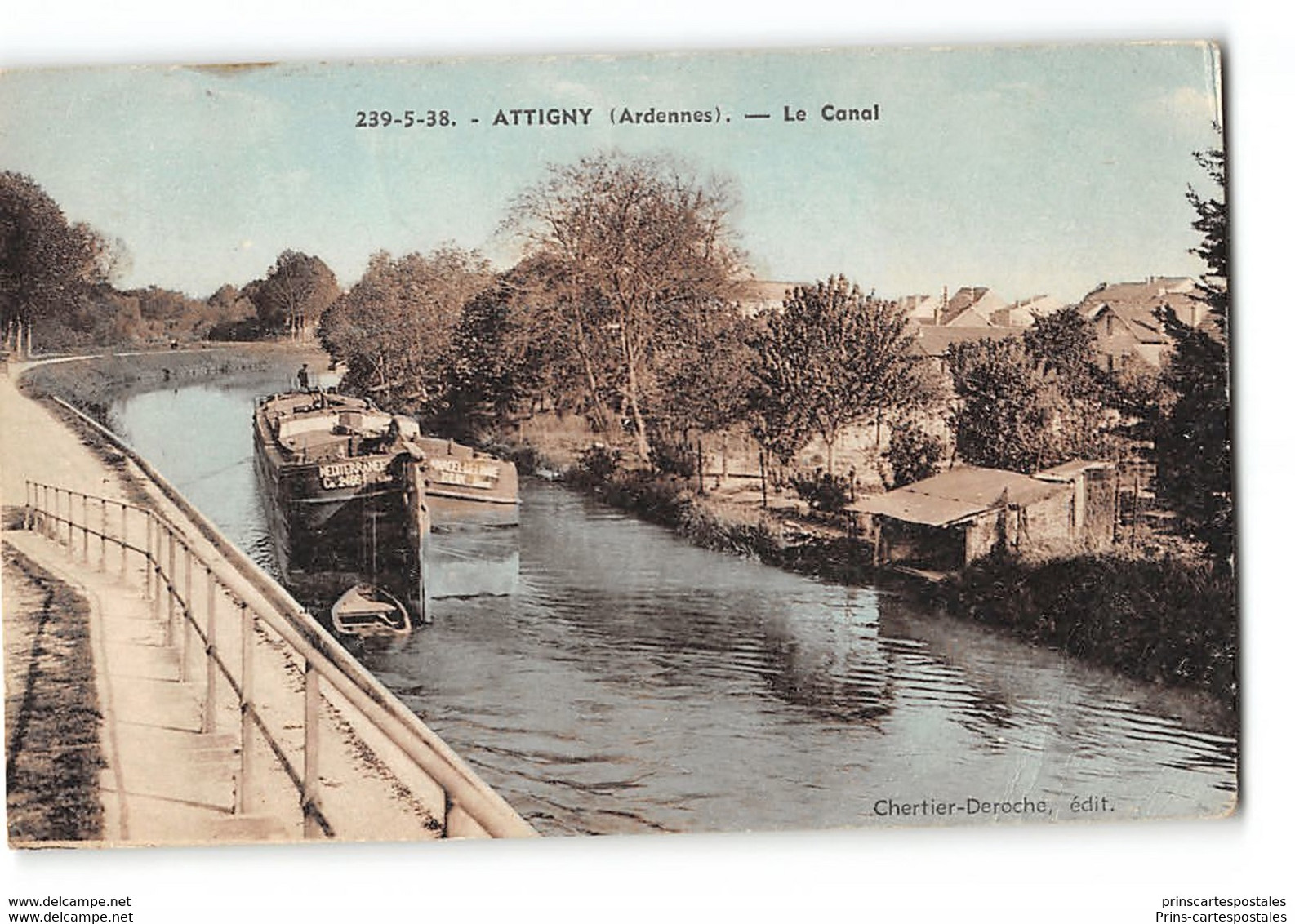 CPA 08 Attigny Le Canal - Peniche Batellerie - Attigny