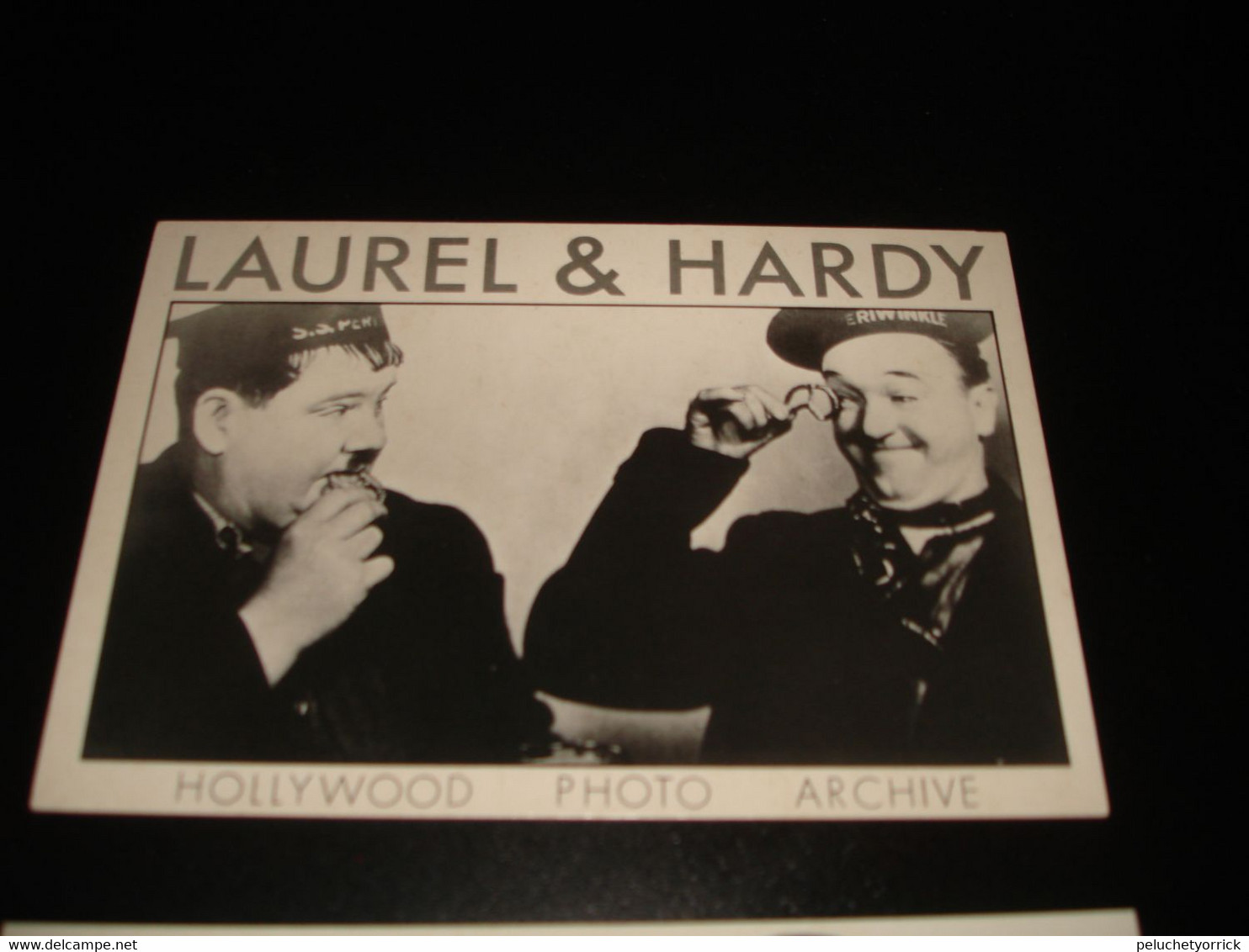 3 CARTES POSTALES LAUREL ET HARDY - Artisti