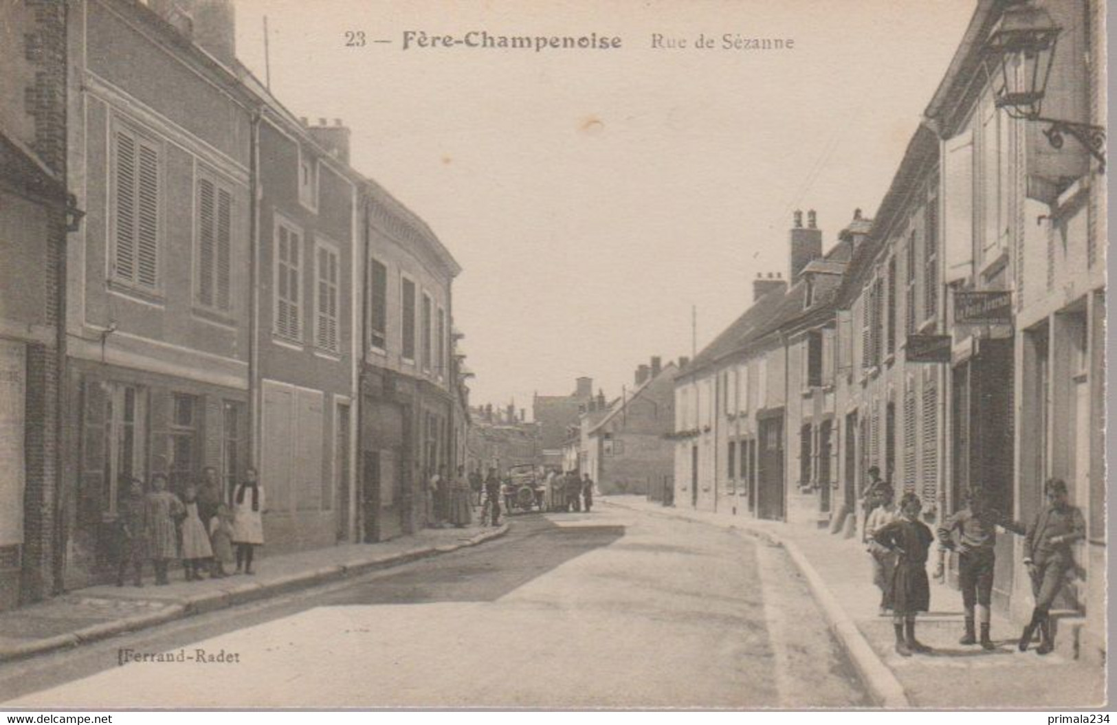 FERE - CHAMPENOISE -RUE DE SEZANNE - Fère-Champenoise