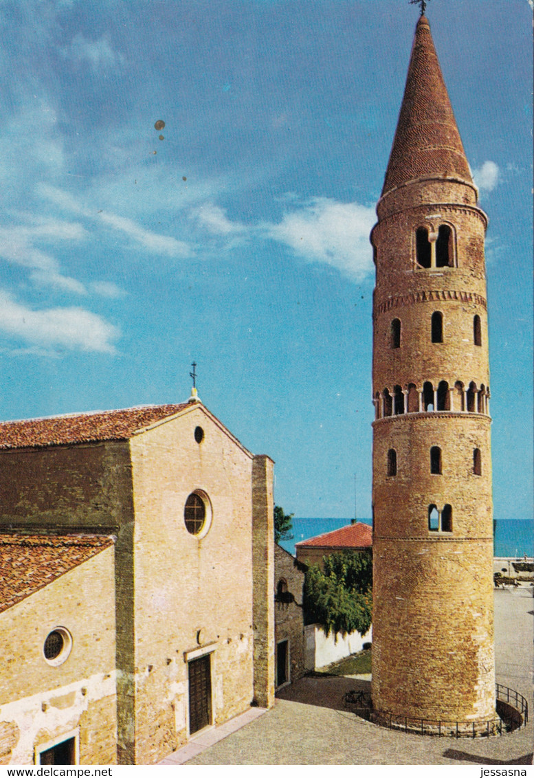 AK- Italien - CAORLE - Domkirche Und Glockenturm - Venezia