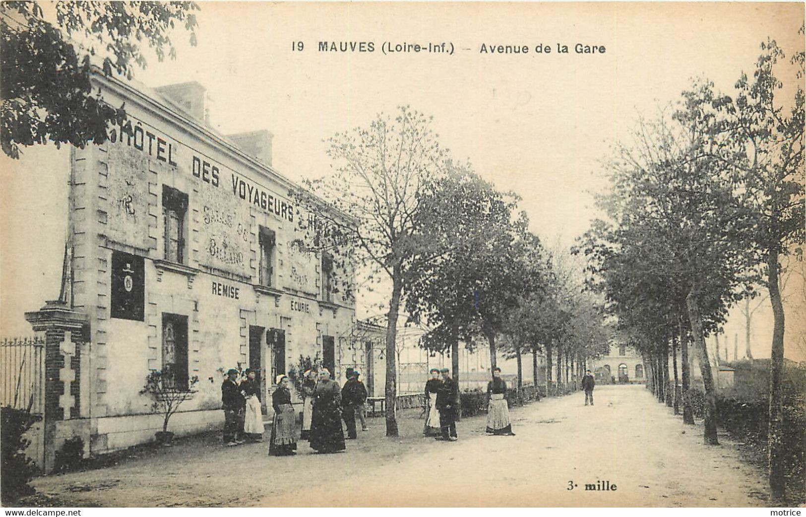 MAUVES - Avenue De La Gare, Hôtel Des Voyageurs. - Mauves-sur-Loire