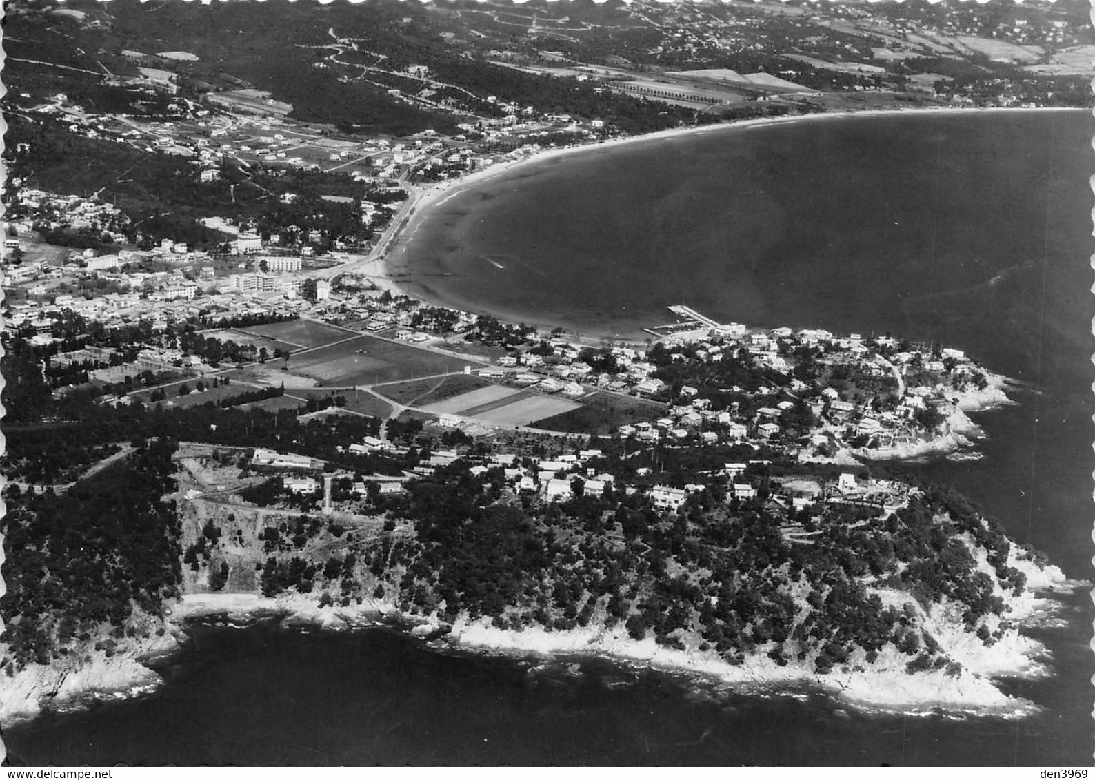 CAVALAIRE - Vue Aérienne - Philatélie Timbre Cinquantenaire Lions International - Cavalaire-sur-Mer