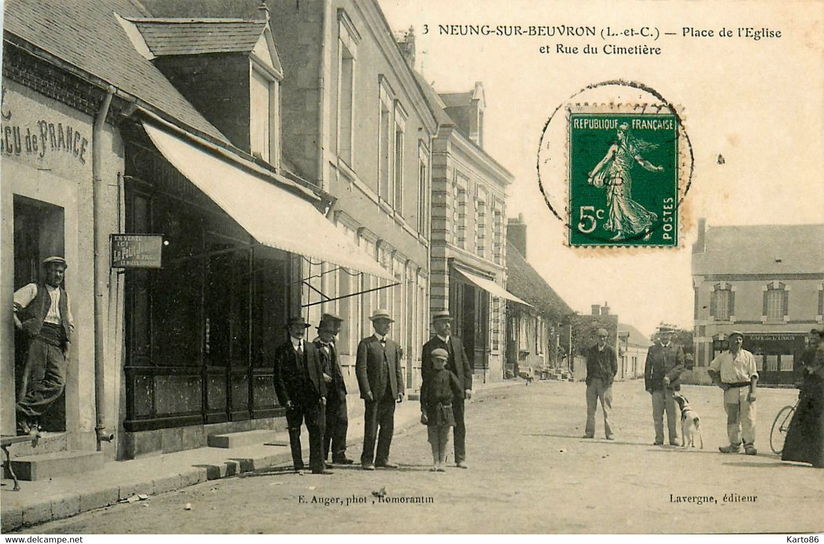 Neung Sur Beuvron * Place De L'église Et Rue Du Cimetière * épicerie * Café De L'écu De France - Neung Sur Beuvron