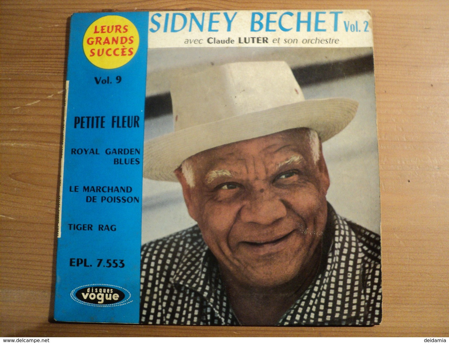 45 TOURS 4 TITRES SIDNEY BECHET. 1959? VOGUE EPL 7 533 VOLUME 2. COLLECTION LEURS GRANDS SUCCES N°9.  PETITE FLEUR / RO - Blues