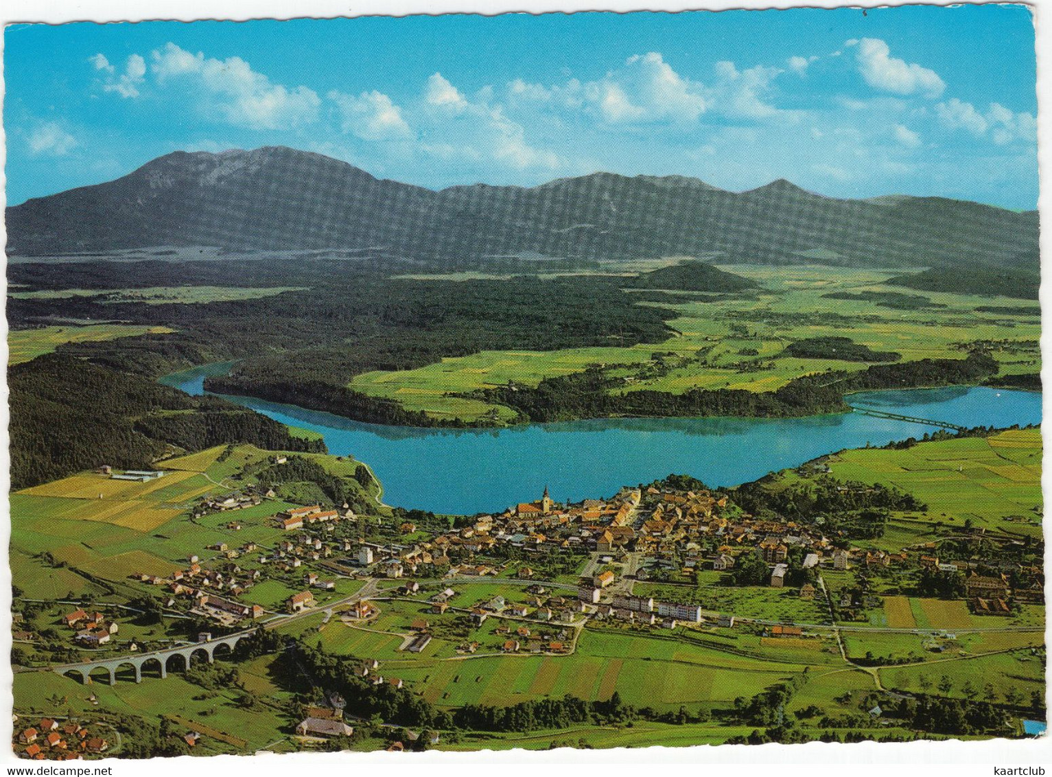 Völkermarkt, 462 M Mit Blick Auf Völkermarkter-Stausee Und Petzen, 2114 M - (Kärnten, Österreich) - Völkermarkt