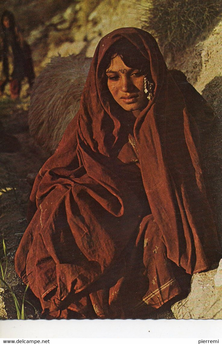 Nomad Girl..... - Afganistán