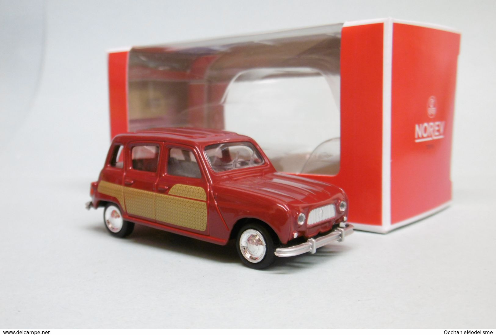 Norev - RENAULT 4 4L PARISIENNE Bordeaux Neuf NBO 3 Inches 1/64 - Norev