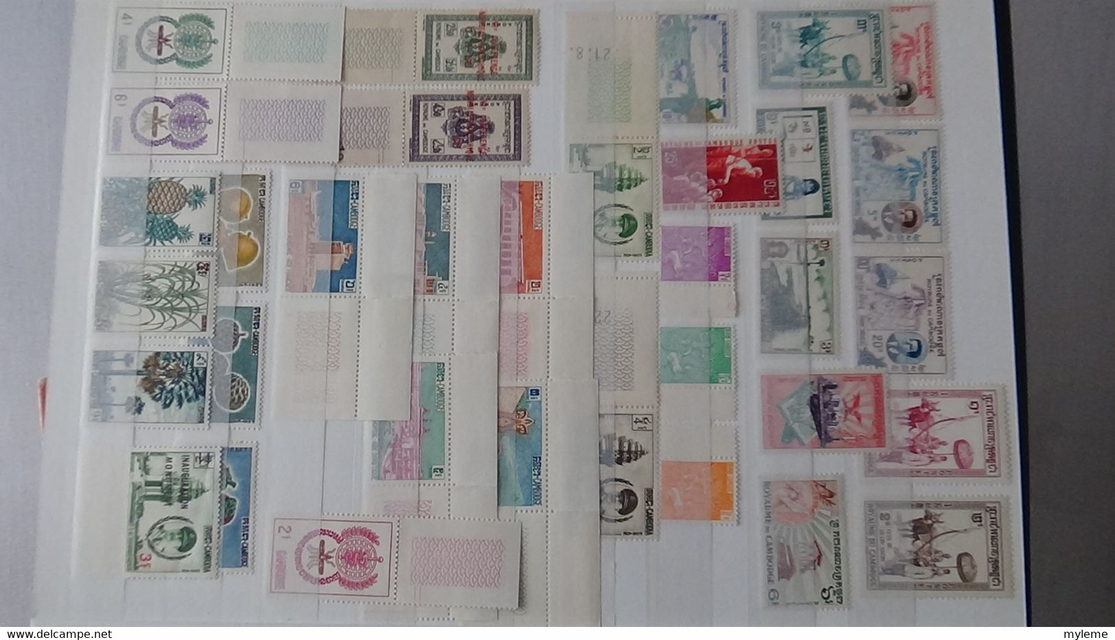 L44 Collection timbres ** de différents pays d'Afrique dont Algérie, Cambodge, Cameroun, Centrafri ... Voir commentaires