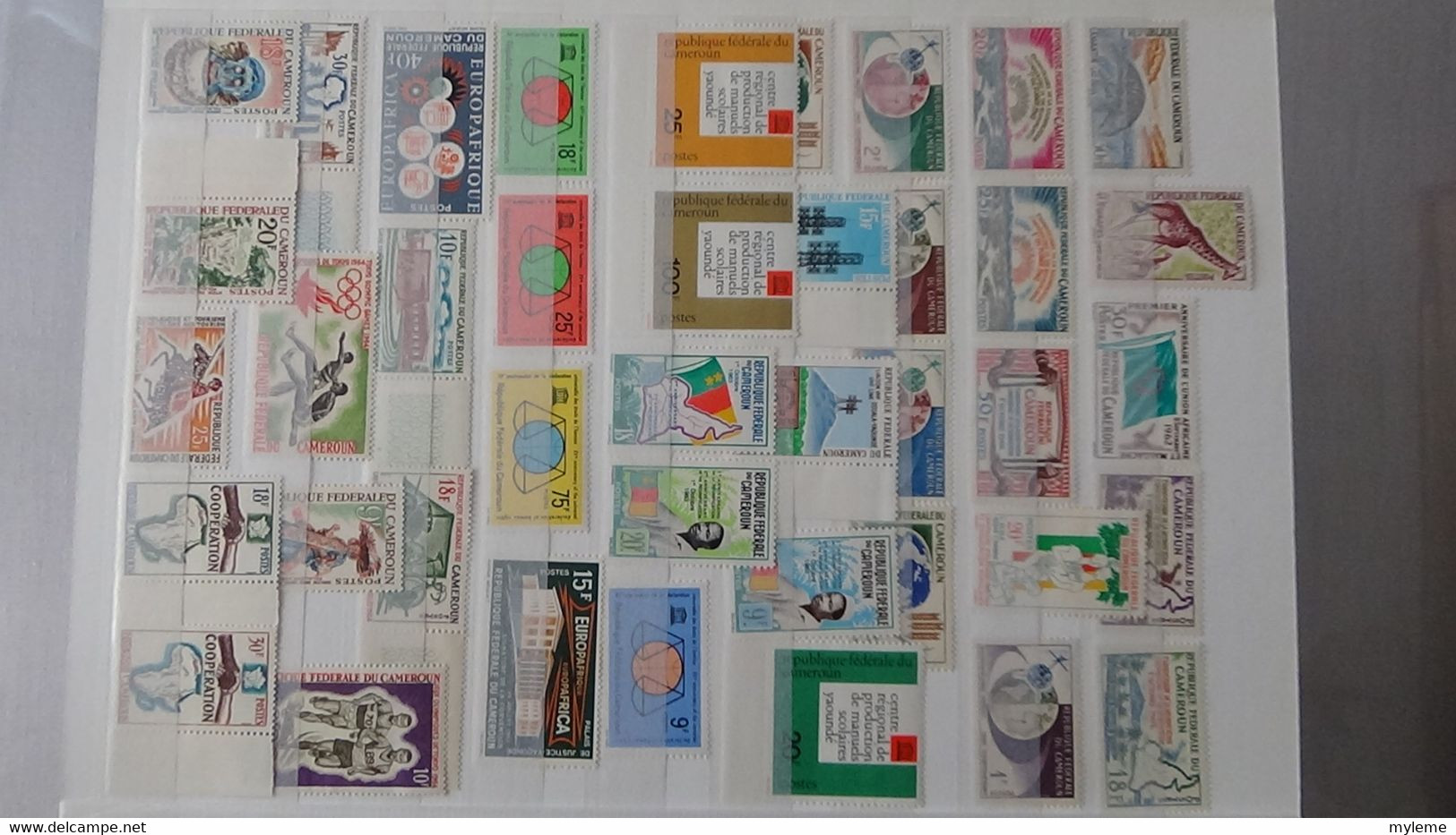 L44 Collection timbres ** de différents pays d'Afrique dont Algérie, Cambodge, Cameroun, Centrafri ... Voir commentaires