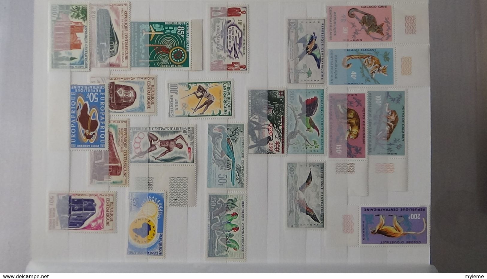 L44 Collection timbres ** de différents pays d'Afrique dont Algérie, Cambodge, Cameroun, Centrafri ... Voir commentaires