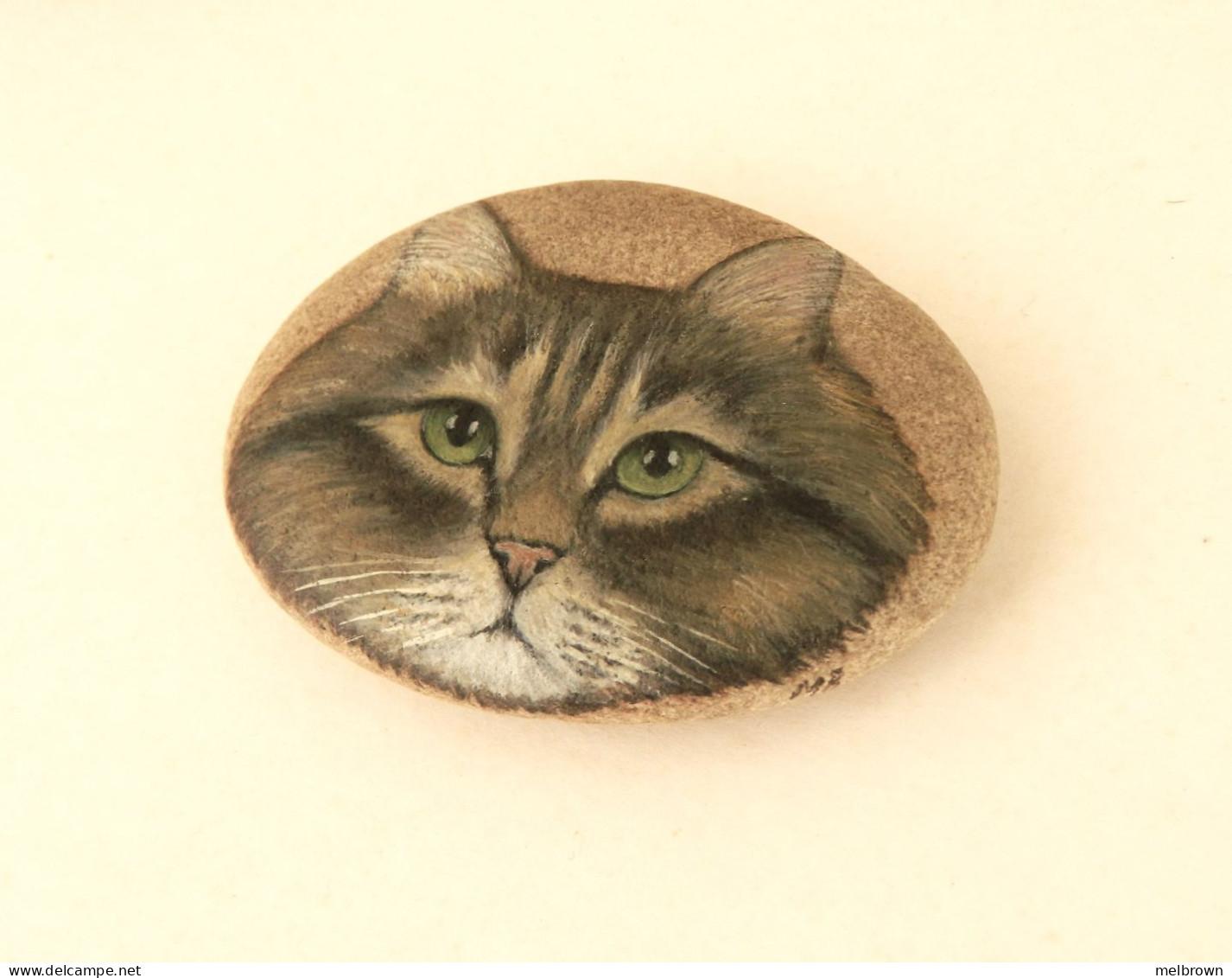 Norwegian Forest Cat Hand Painted On A Spanish Beach Stone Paperweight Decoration - Fermacarte