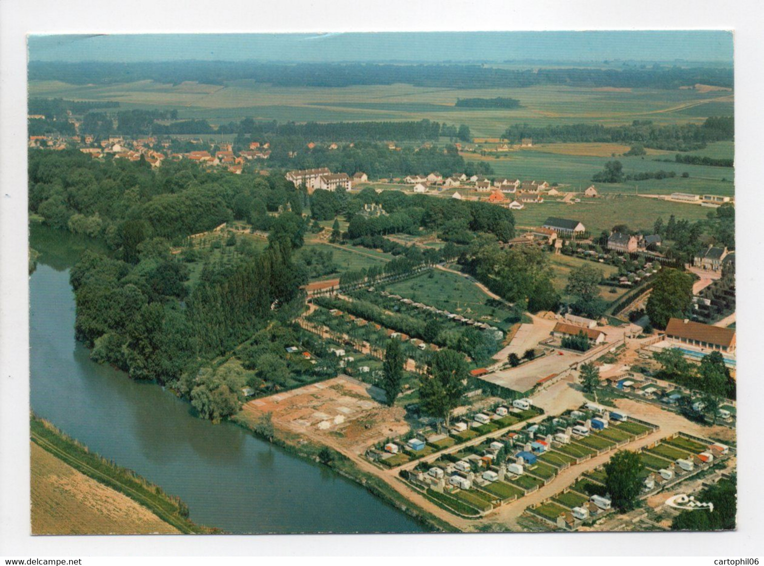 - CPM VIC-SUR-AISNE (02) - Le Caravaning De Berny-Rivière (vue Aérienne) - Photo CIM 1403 - - Vic Sur Aisne