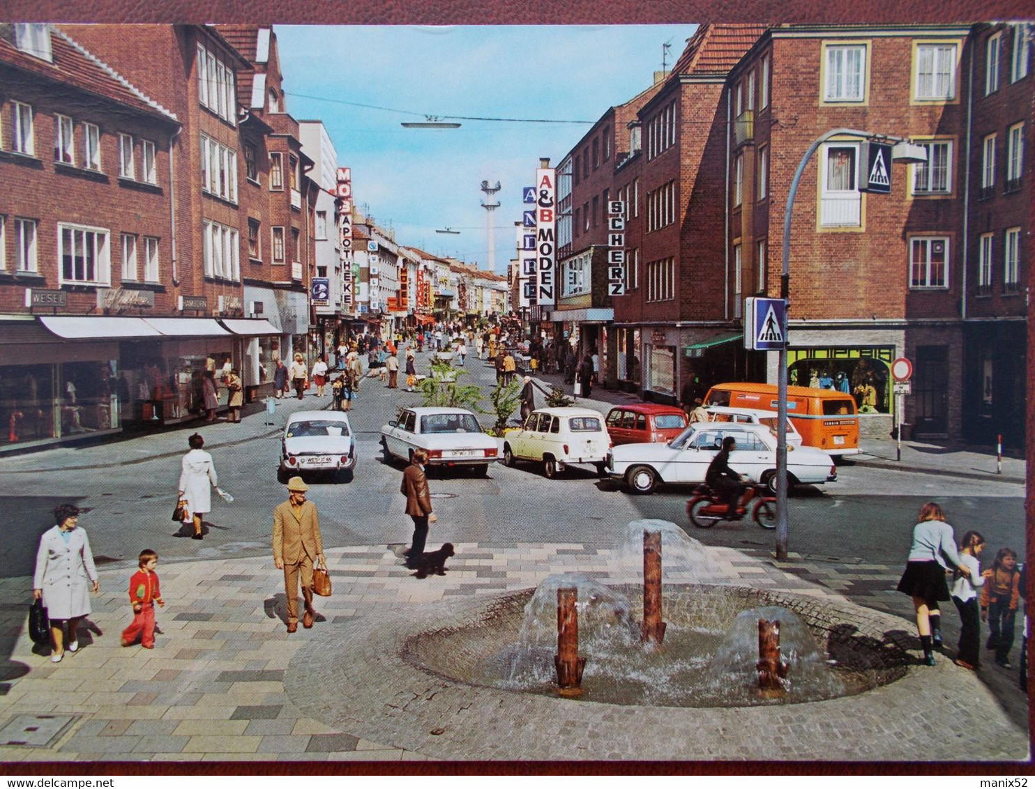 ALLEMAGNE - WESEL - Wesel Am Rhein - Brückstraße. (Commerces - Voitures Mercédes...) - Wesel