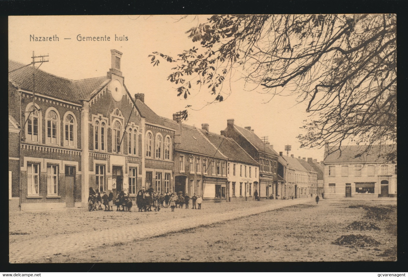 NAZARETH     GEMEENTEHUIS    ( MET KINDEREN ) - Nazareth