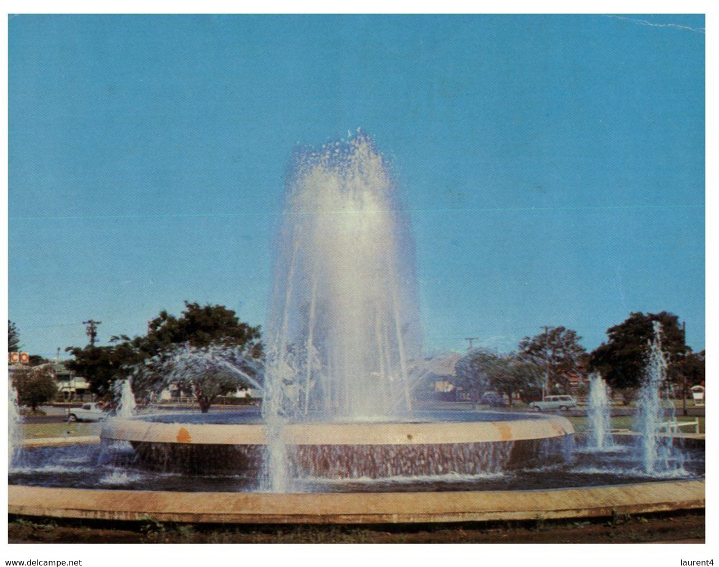 (Q 3) Australia - QLD - Rockhampton Fountain - Rockhampton